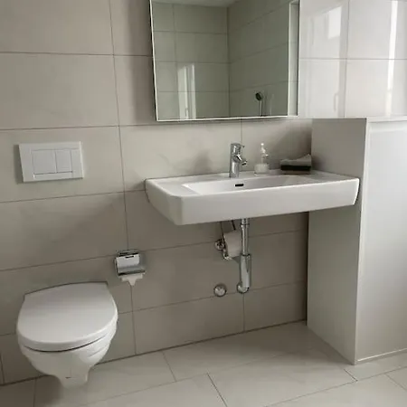 Luxus 3.5 Zimmer-wohnung-balkon-whirlpool-parking Luzern